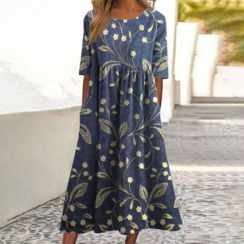 Ashleigh - Elegant Midi Kjole med Blomsterbroderi Blå