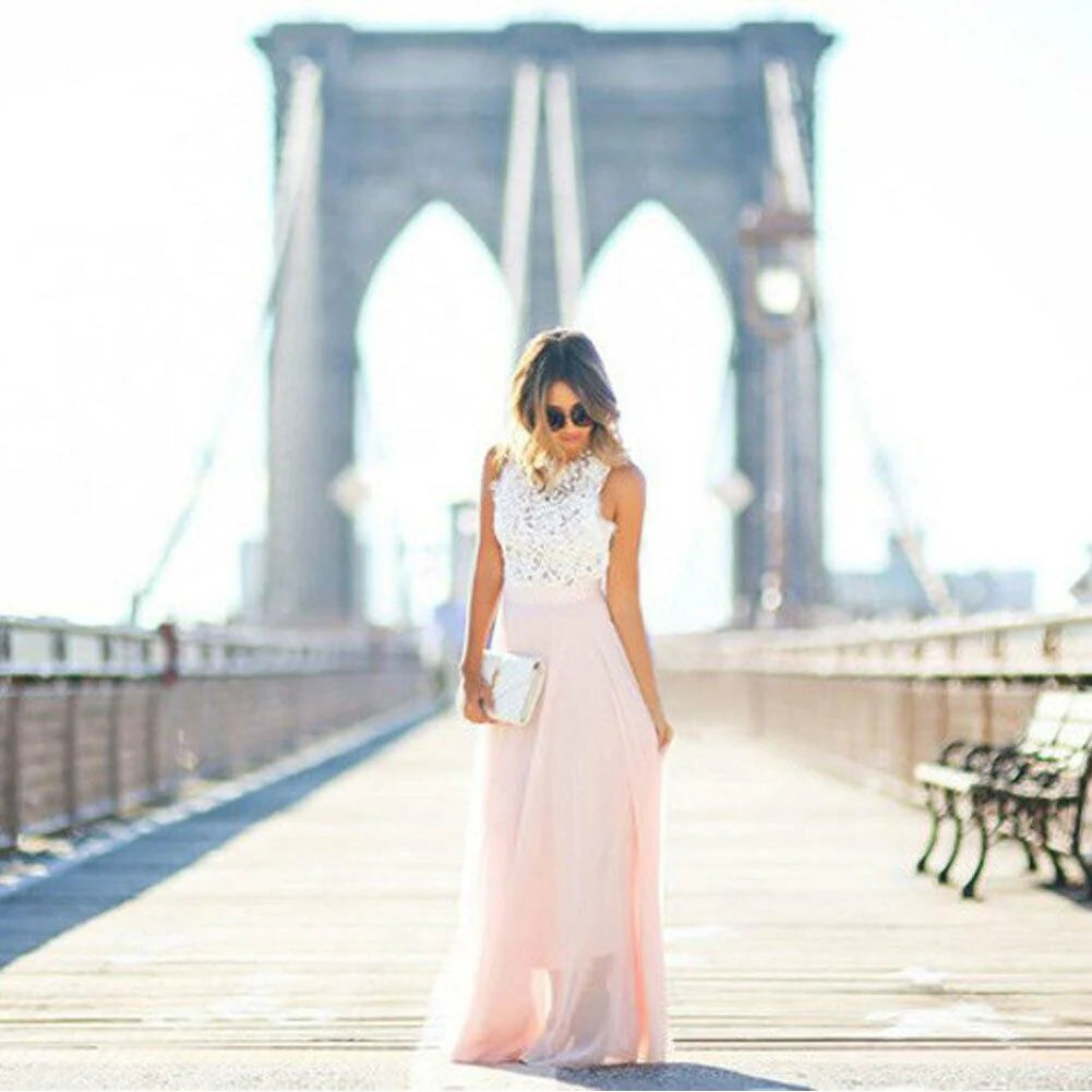Bahija - Elegant Maxi Kjole med Blondeoverdel Rose