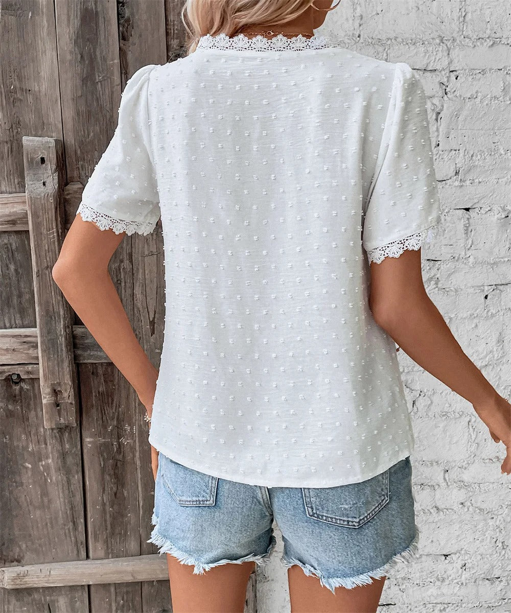 Bibiana - Elegant Bluse med Blondekant og Struktur Hvid