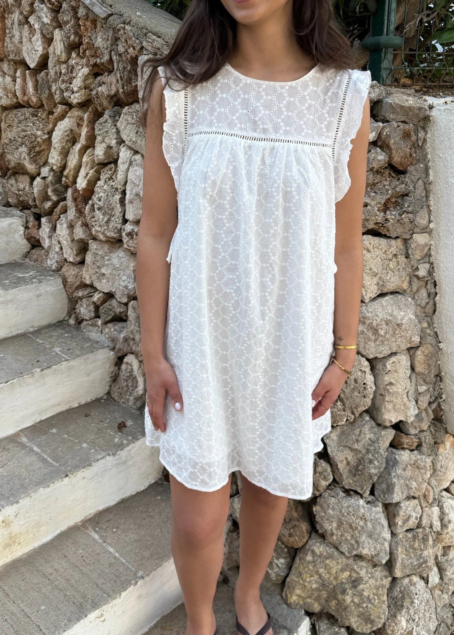 Gunhild - Signe Kjole Elegant og Feminin Stil Hvid